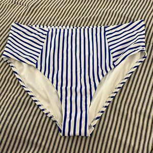 Kona Sol Swimwear‎ Plus Size Bottoms